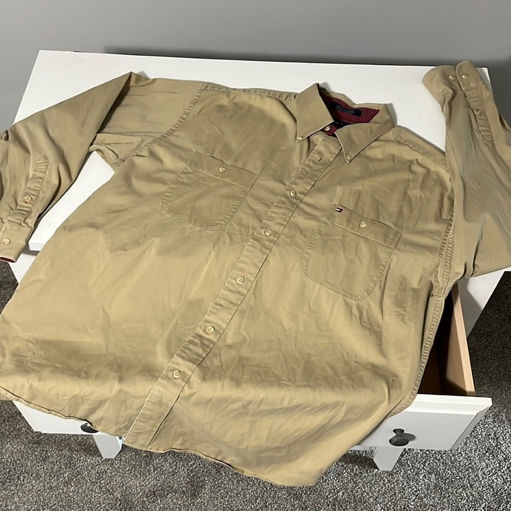 Tommy Hilfiger Vintage Khaki Button Up